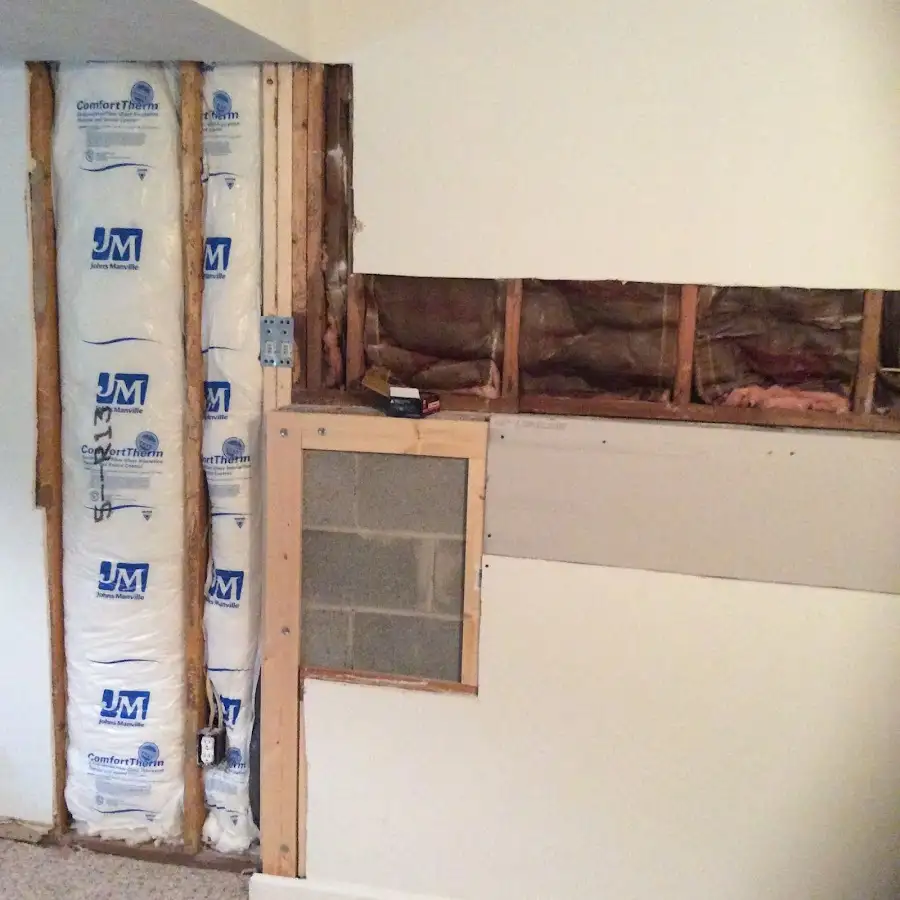Wall insulation replacement during Structural Drying in Folcroft